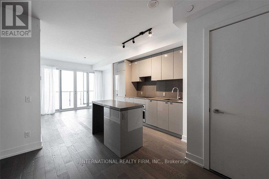 4806 - 7 Grenville Street, Toronto, Ontario  M4Y 1A1 - Photo 6 - C12445616