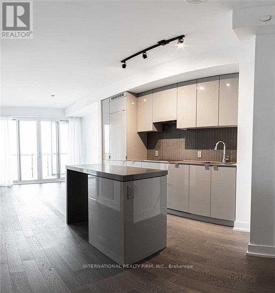 4806 - 7 Grenville Street, Toronto, Ontario  M4Y 1A1 - Photo 7 - C12445616