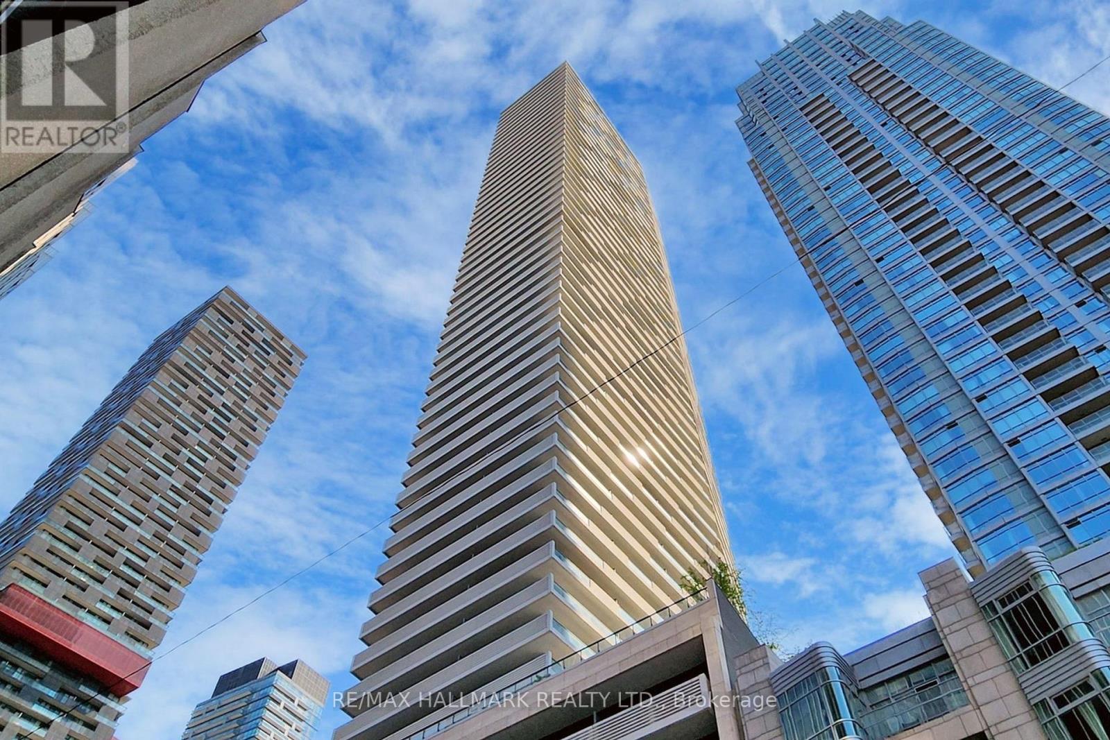 313 - 2221 Yonge Street, Toronto (Mount Pleasant West), Ontario  M4S 2B4 - Photo 1 - C12445618