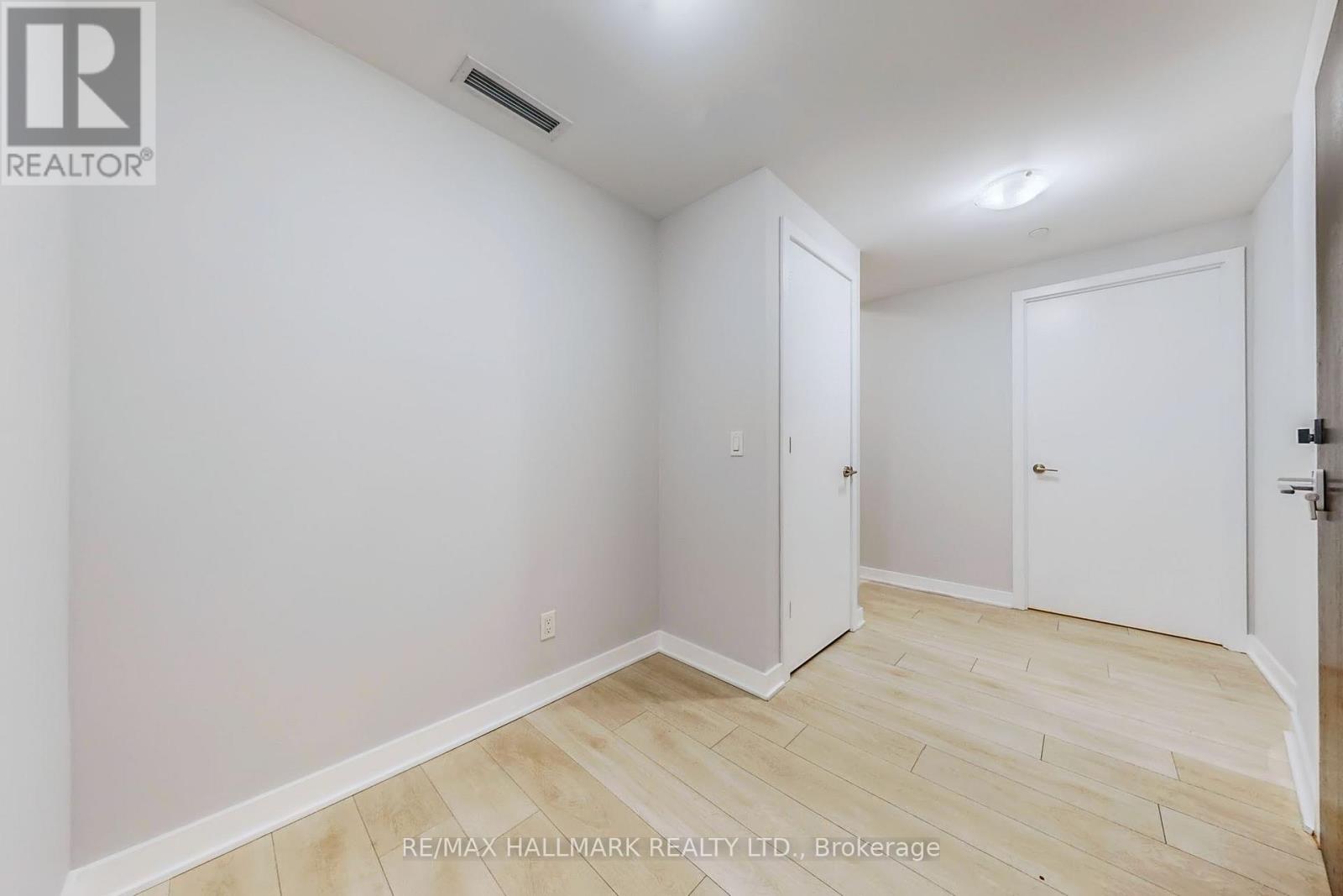 313 - 2221 Yonge Street, Toronto (Mount Pleasant West), Ontario  M4S 2B4 - Photo 13 - C12445618