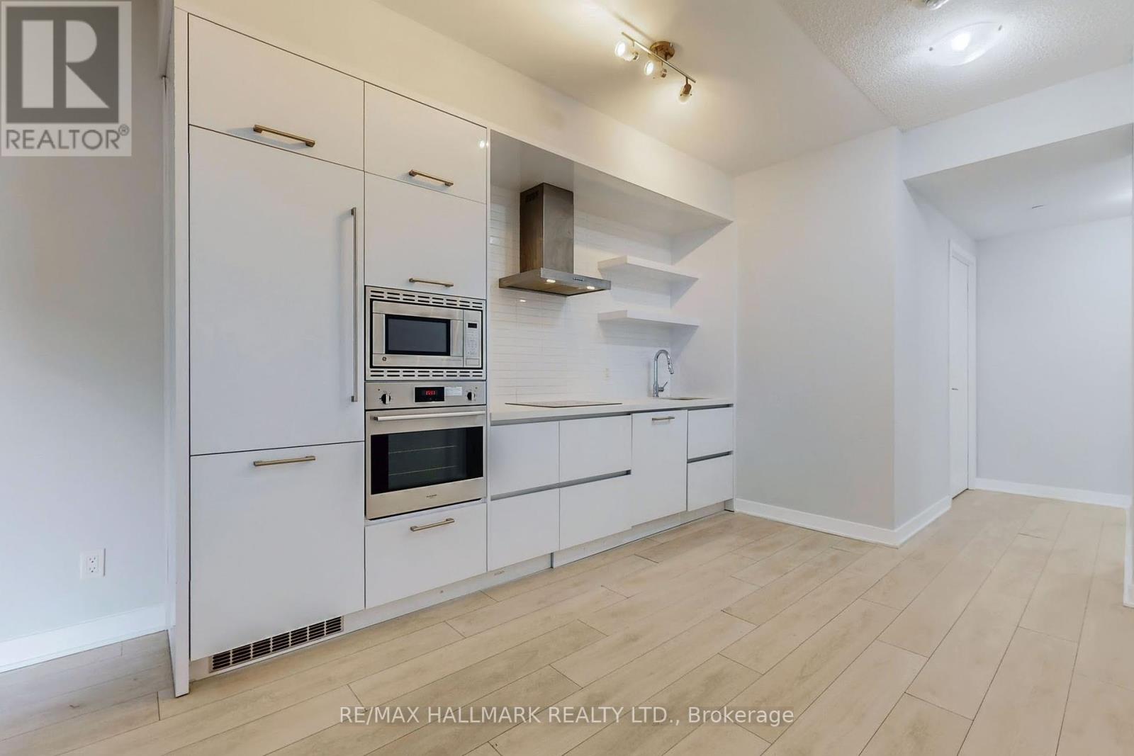 313 - 2221 Yonge Street, Toronto (Mount Pleasant West), Ontario  M4S 2B4 - Photo 4 - C12445618