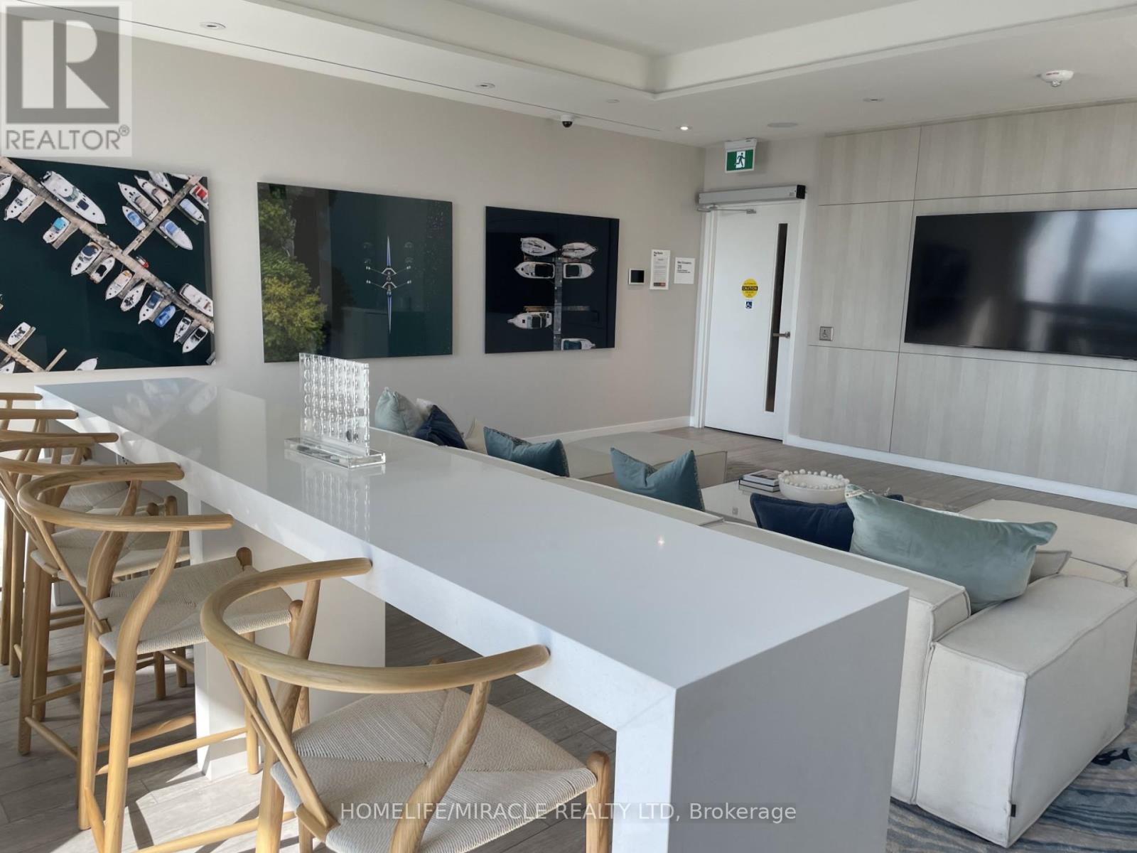 1411 - 28 Ann Street, Mississauga, Ontario  L5G 0E1 - Photo 6 - W12445439