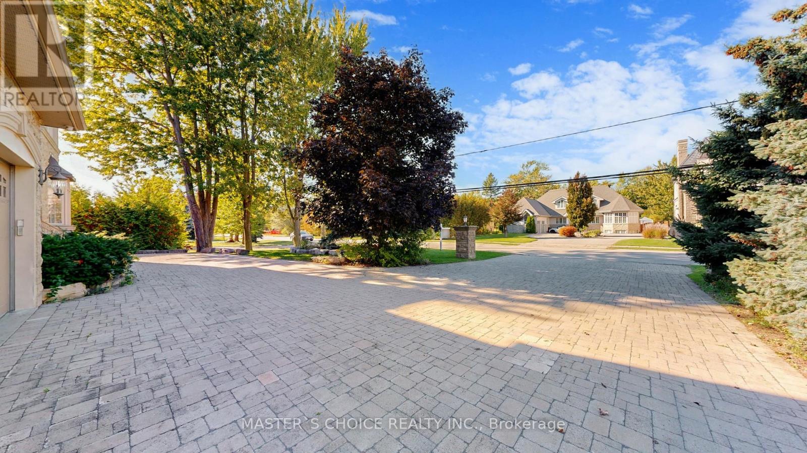 177 Duncan Road, Richmond Hill, Ontario  L4C 6J5 - Photo 3 - N12384631