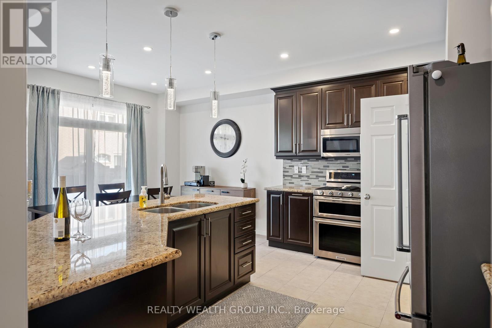 8 Homerton Avenue, Richmond Hill, Ontario  L4E 0V9 - Photo 17 - N12445621