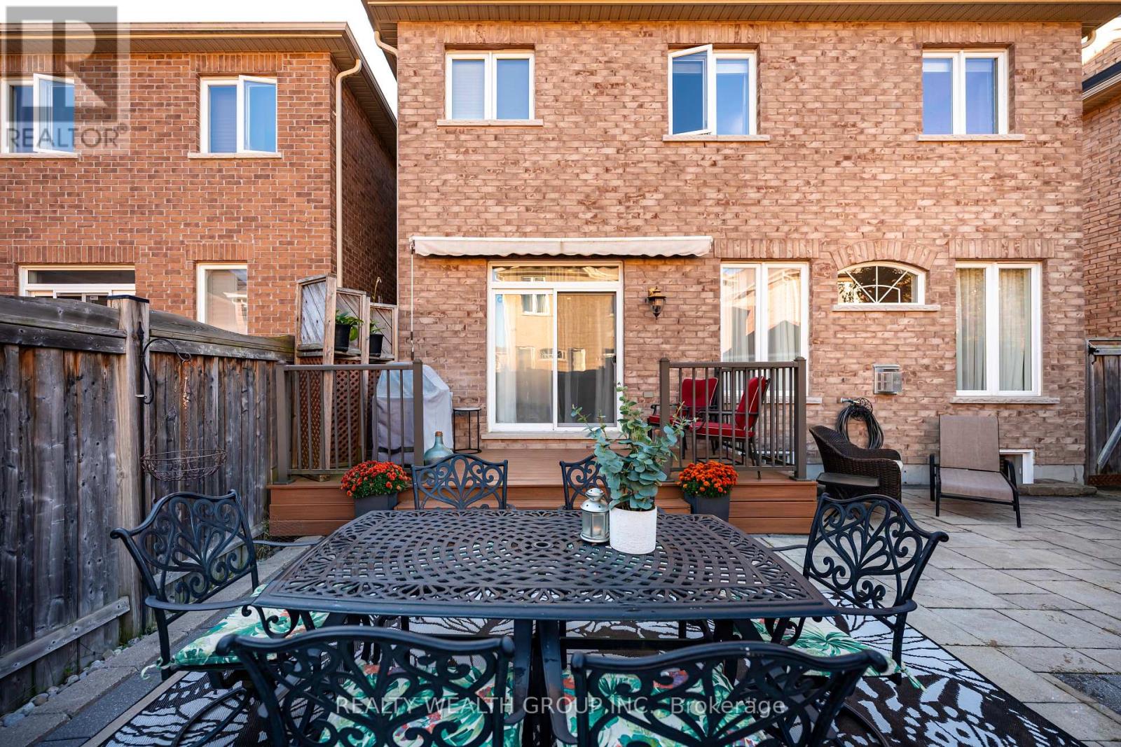 8 Homerton Avenue, Richmond Hill, Ontario  L4E 0V9 - Photo 23 - N12445621