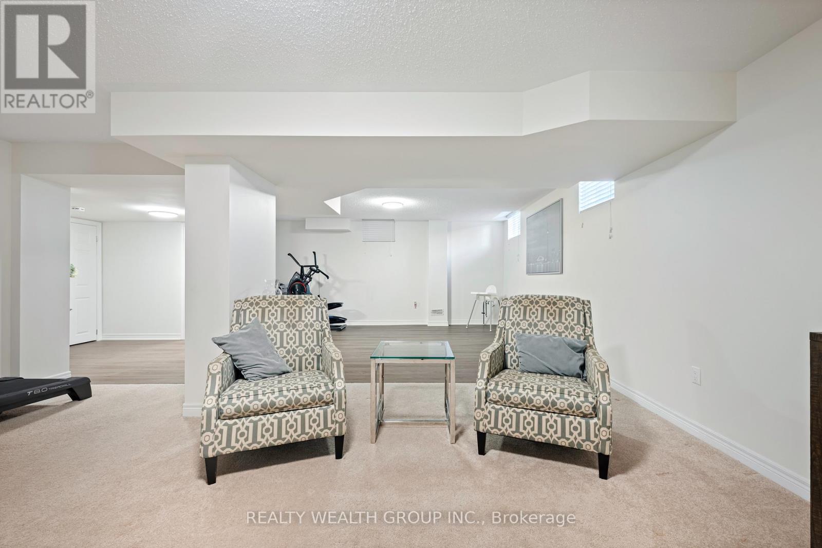 8 Homerton Avenue, Richmond Hill, Ontario  L4E 0V9 - Photo 41 - N12445621