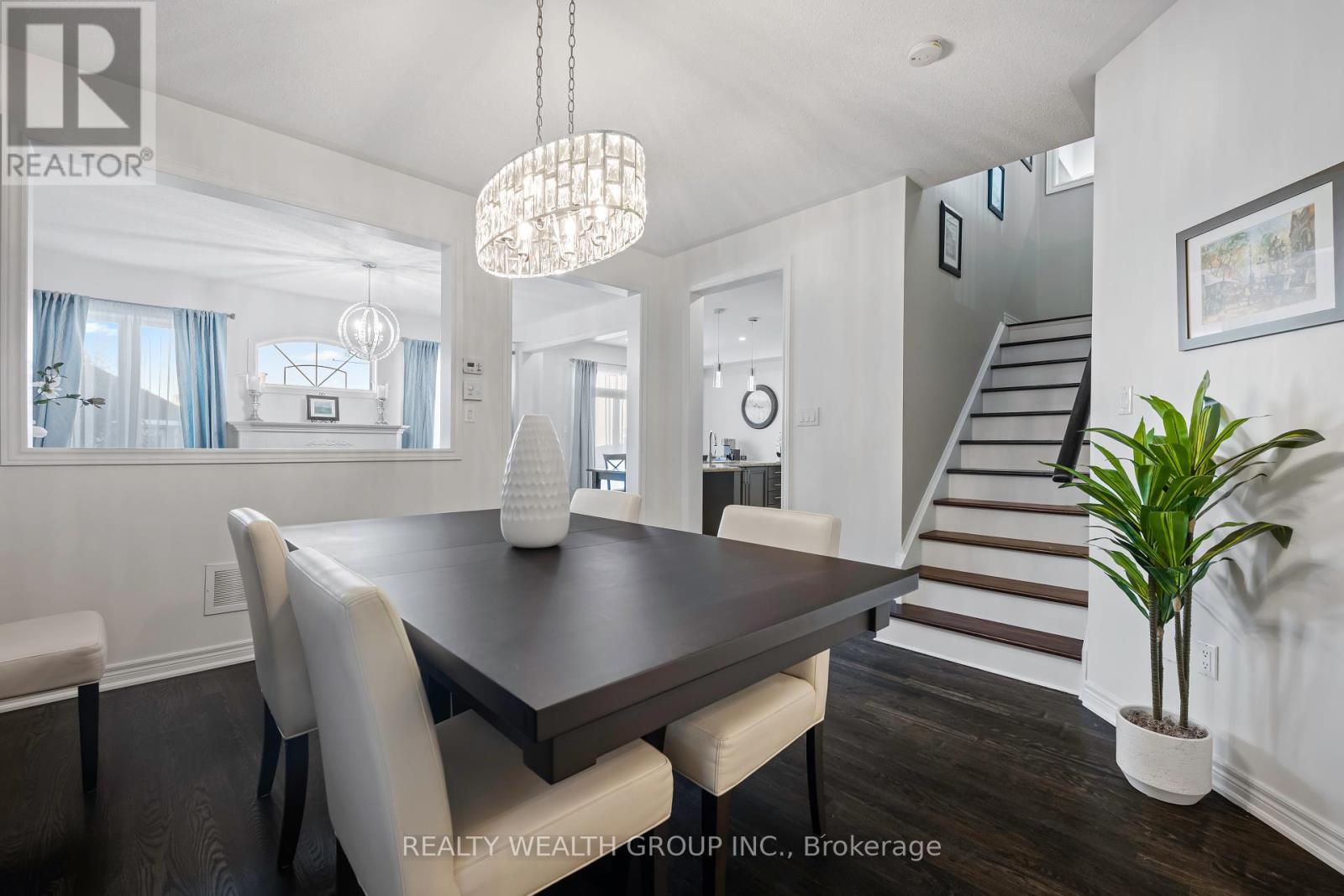 8 Homerton Avenue, Richmond Hill, Ontario  L4E 0V9 - Photo 9 - N12445621
