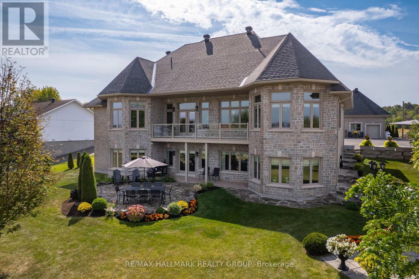 3285 Front Road S, East Hawkesbury, Ontario  K6A 2R2 - Photo 2 - X12445631