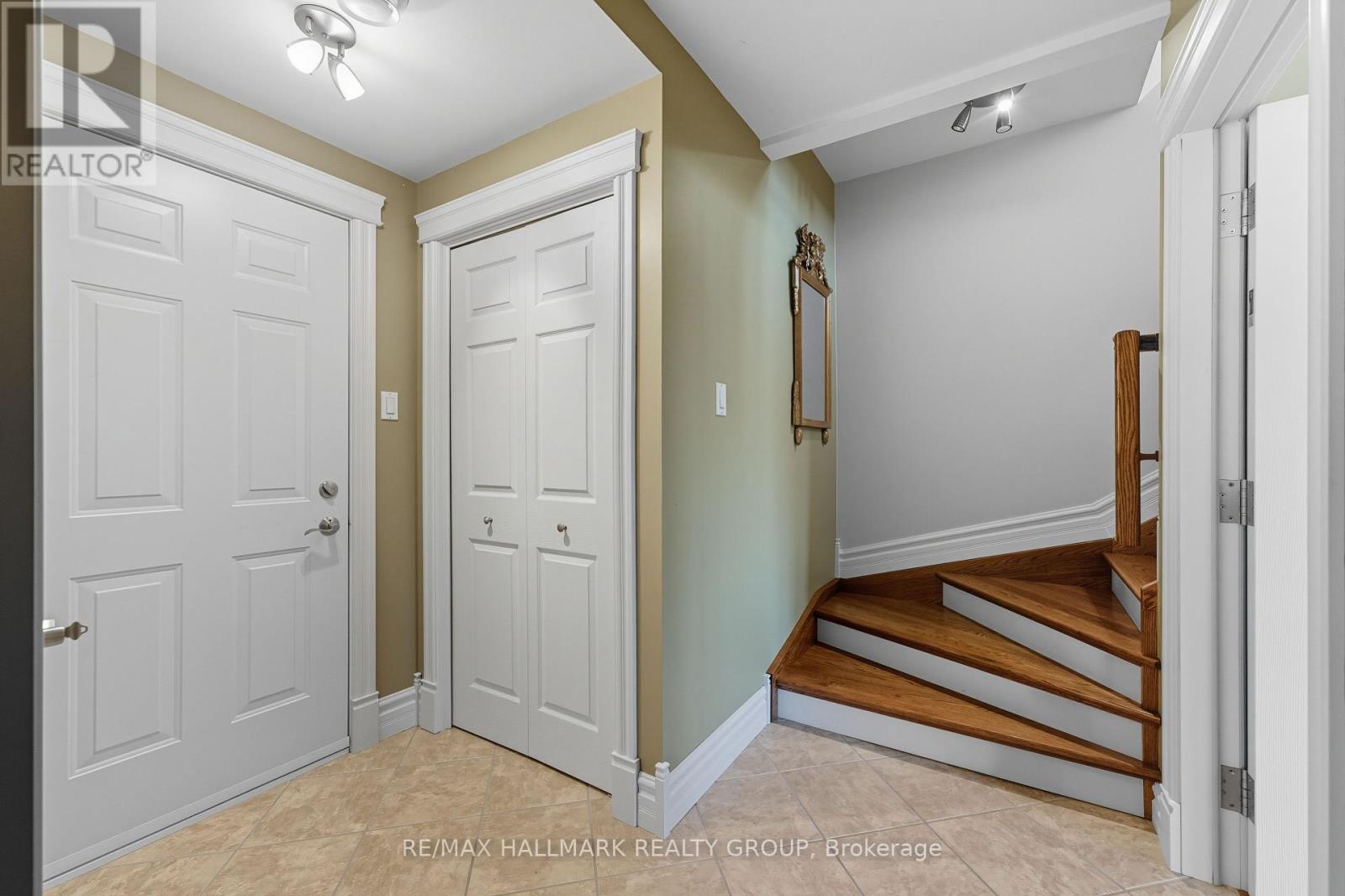 3285 Front Road S, East Hawkesbury, Ontario  K6A 2R2 - Photo 40 - X12445631