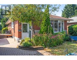 205 SAINT PETER STREET, Whitby, Ontario