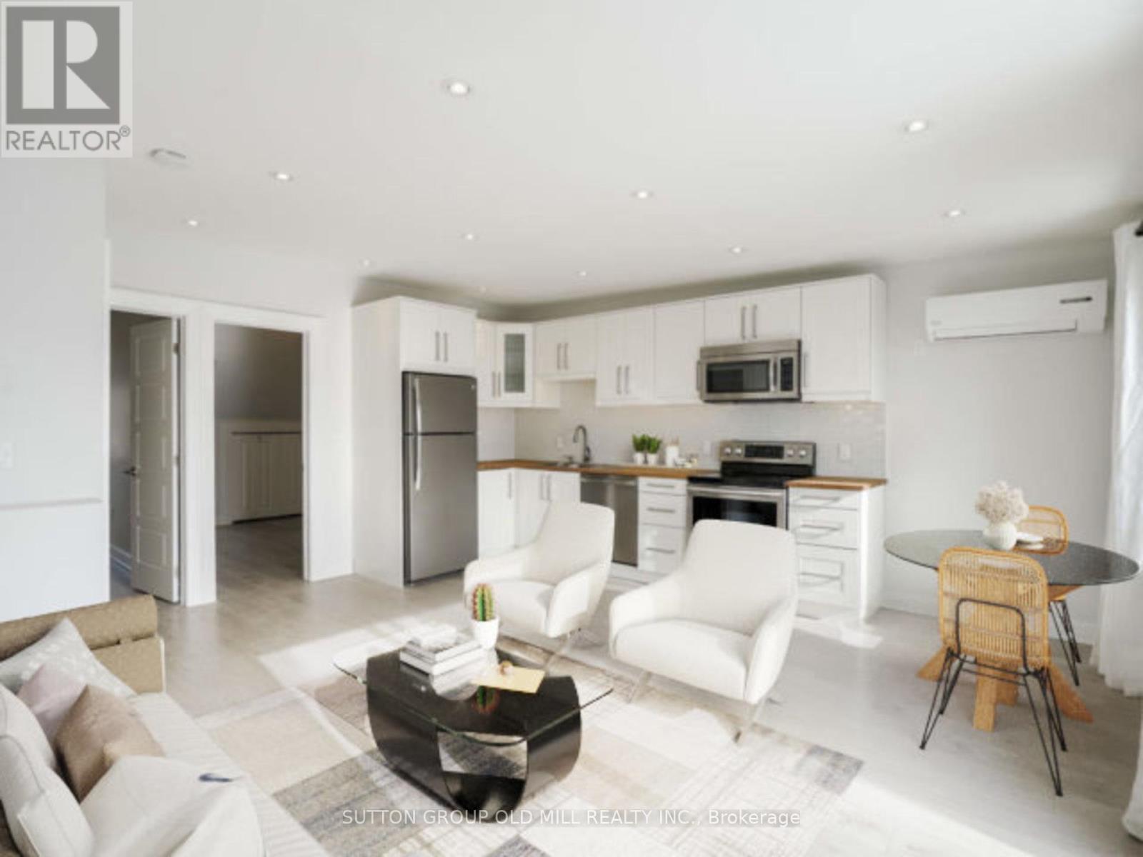 17 Grafton Avenue, Toronto, Ontario  M6R 1C3 - Photo 34 - W12408771