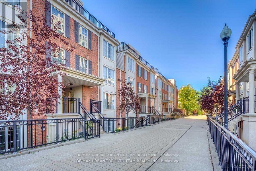 352 - 3 Everson Drive, Toronto, Ontario  M2N 7C2 - Photo 2 - C12445636