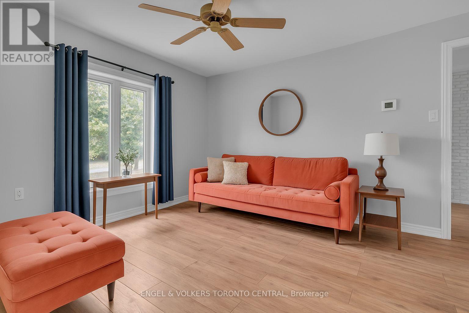 2165 Town Line, Severn, Ontario  L0K 1E0 - Photo 12 - S12445633