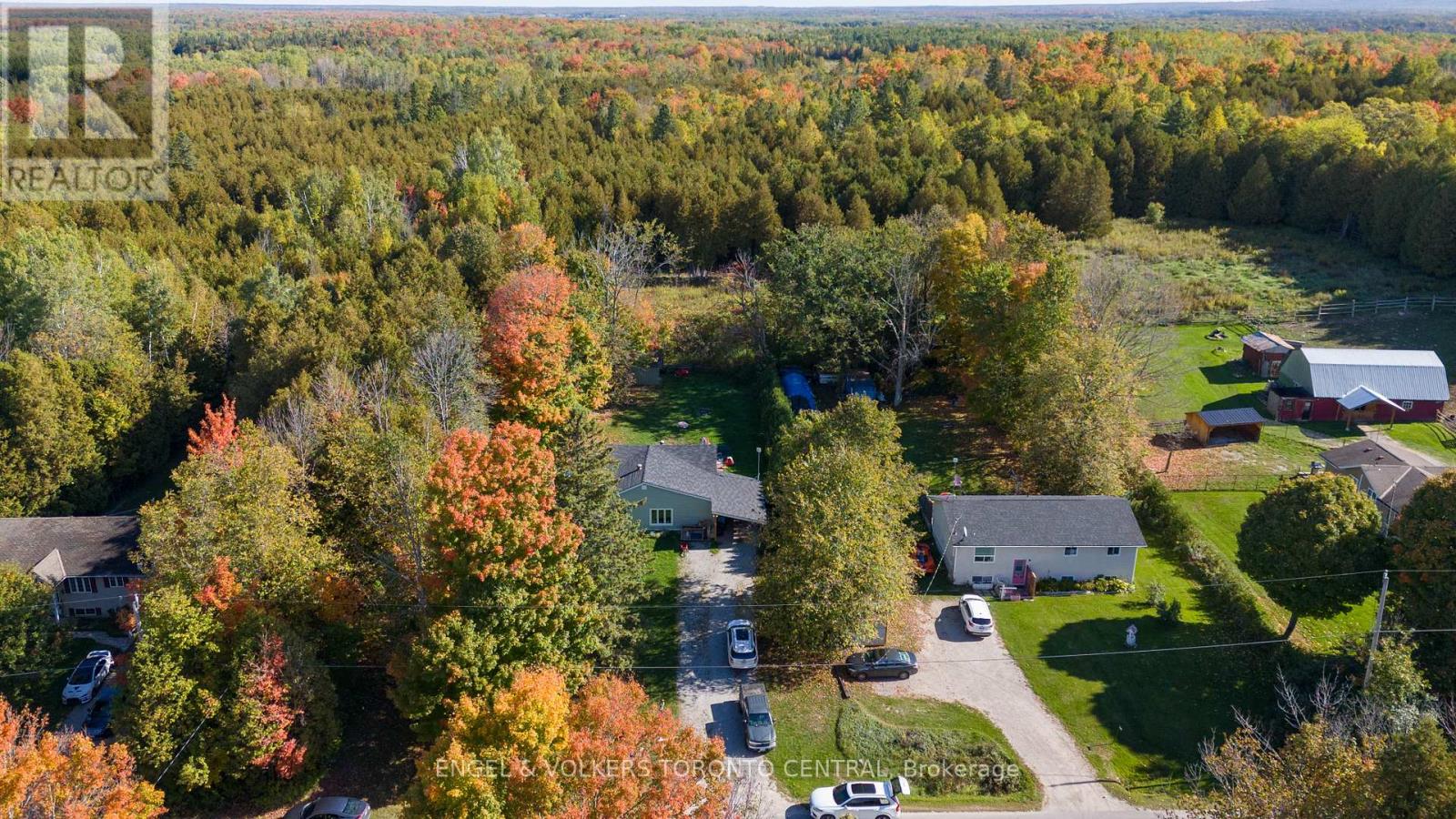 2165 Town Line, Severn, Ontario  L0K 1E0 - Photo 4 - S12445633