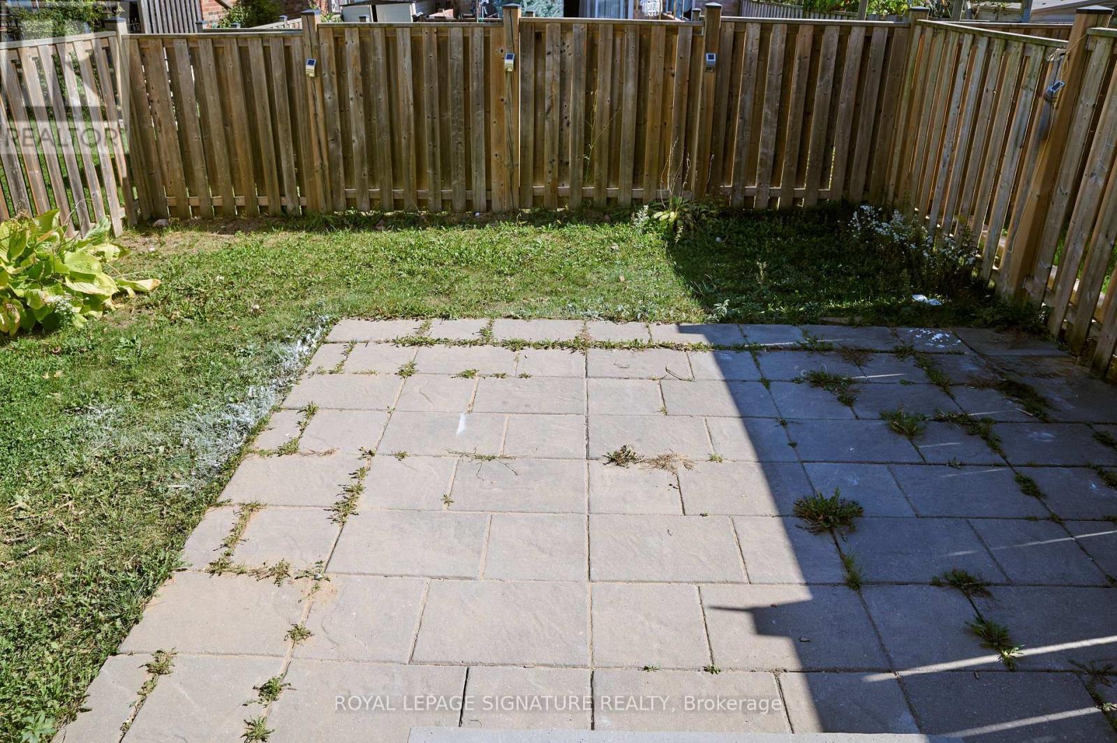 16 Chantilly Street, Kitchener, Ontario  N2R 1V6 - Photo 33 - X12293422