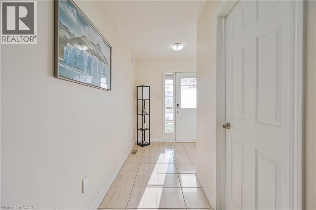 103 Watermill Street, Kitchener, Ontario  N2P 0H4 - Photo 4 - 40775476