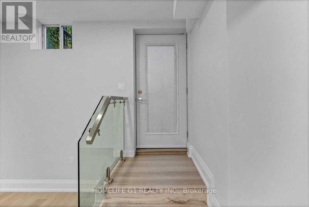 2355 North Ridge Trail, Oakville, Ontario  L6H 0A8 - Photo 46 - W12444893
