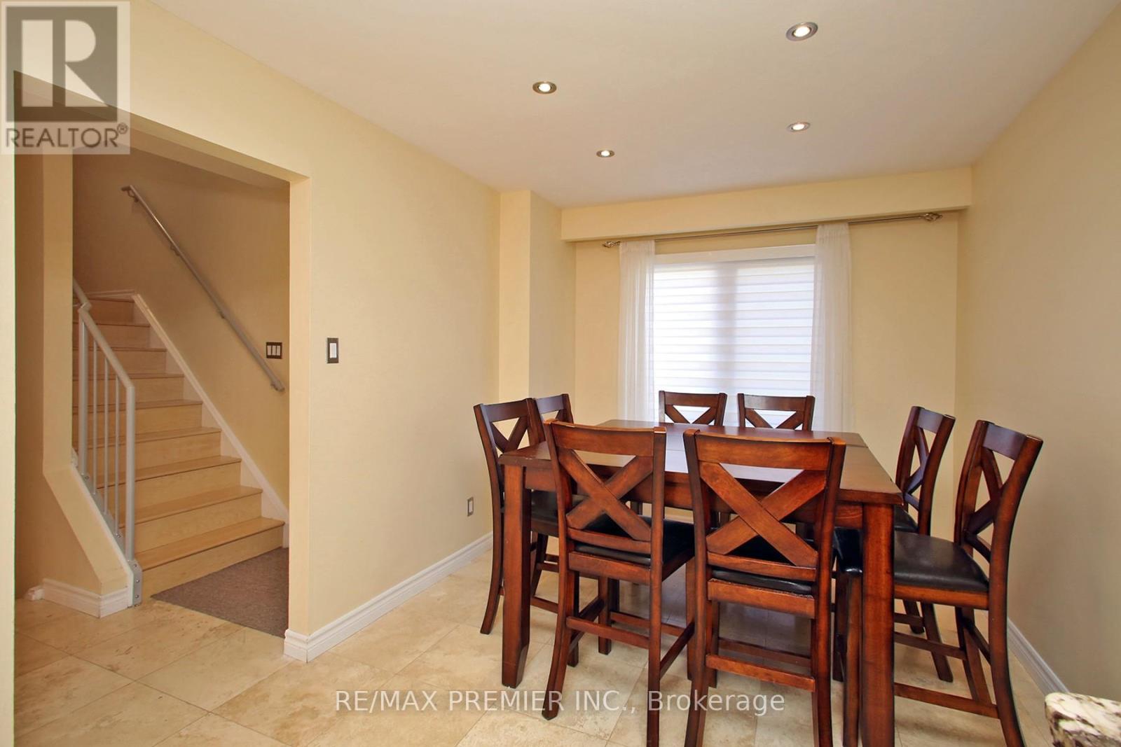 600 Stonebridge Lane, Pickering (West Shore), Ontario  L1W 3B3 - Photo 11 - E12445644