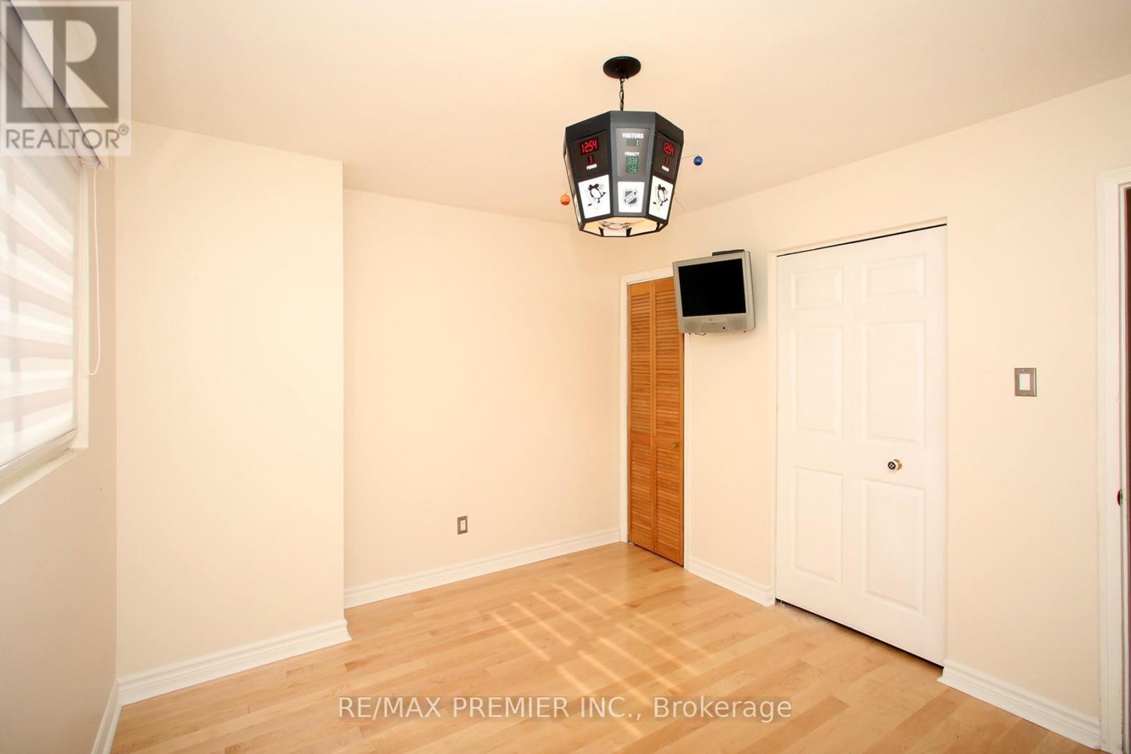 600 Stonebridge Lane, Pickering (West Shore), Ontario  L1W 3B3 - Photo 22 - E12445644