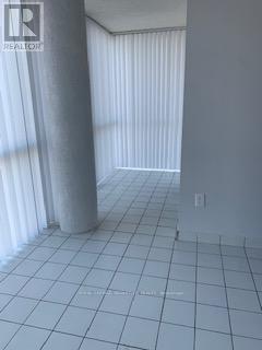1602 - 350 Webb Drive, Mississauga, Ontario  L5B 3W4 - Photo 14 - W12400304