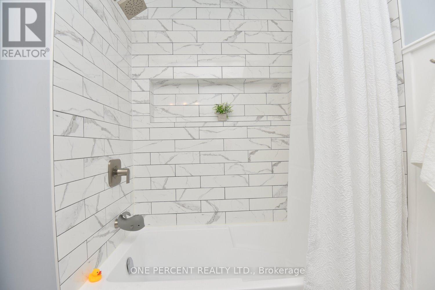 203 - 2075 Walkers Line, Burlington, Ontario  L7M 4G7 - Photo 26 - W12445645