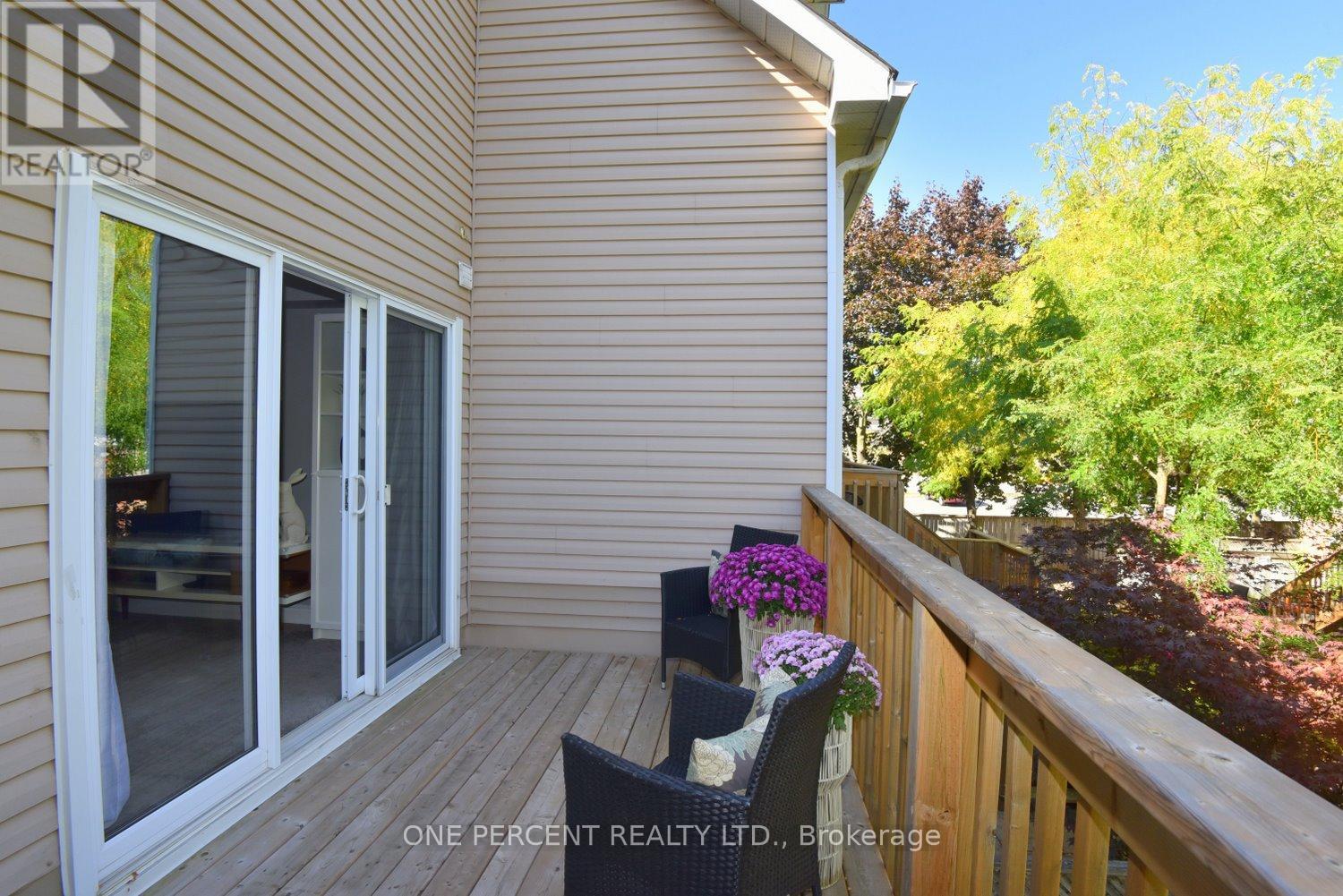 203 - 2075 Walkers Line, Burlington, Ontario  L7M 4G7 - Photo 29 - W12445645