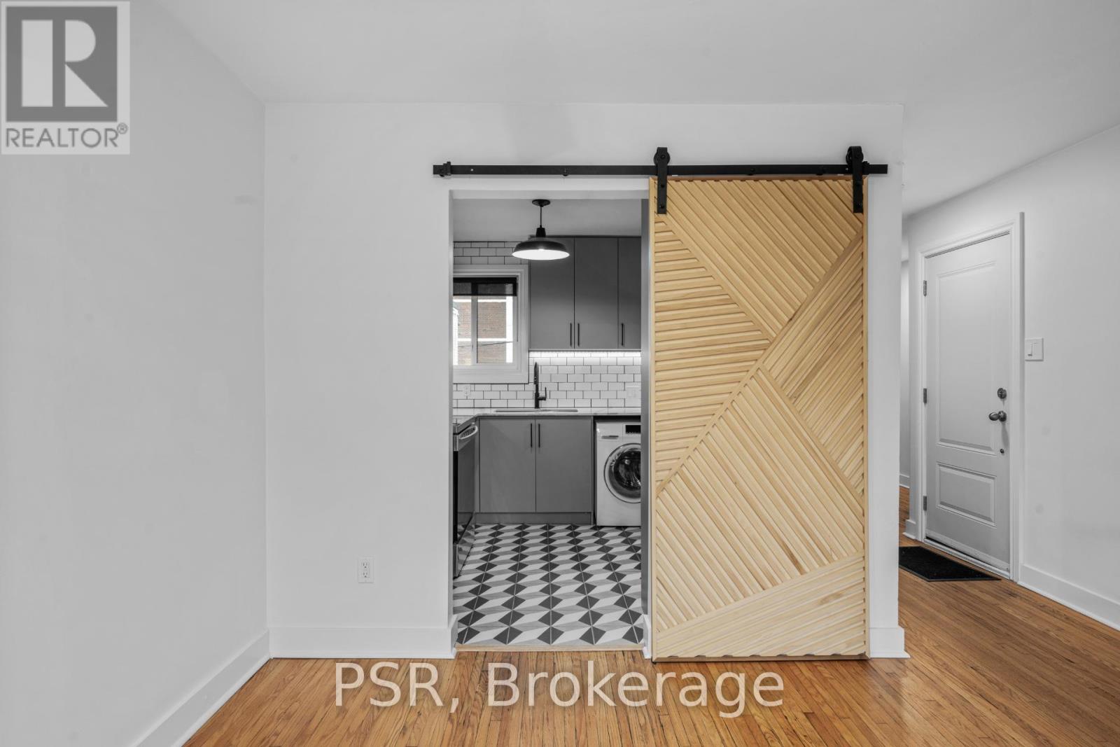 1656 Queen Street W, Toronto, Ontario  M6R 1B2 - Photo 10 - W12425002