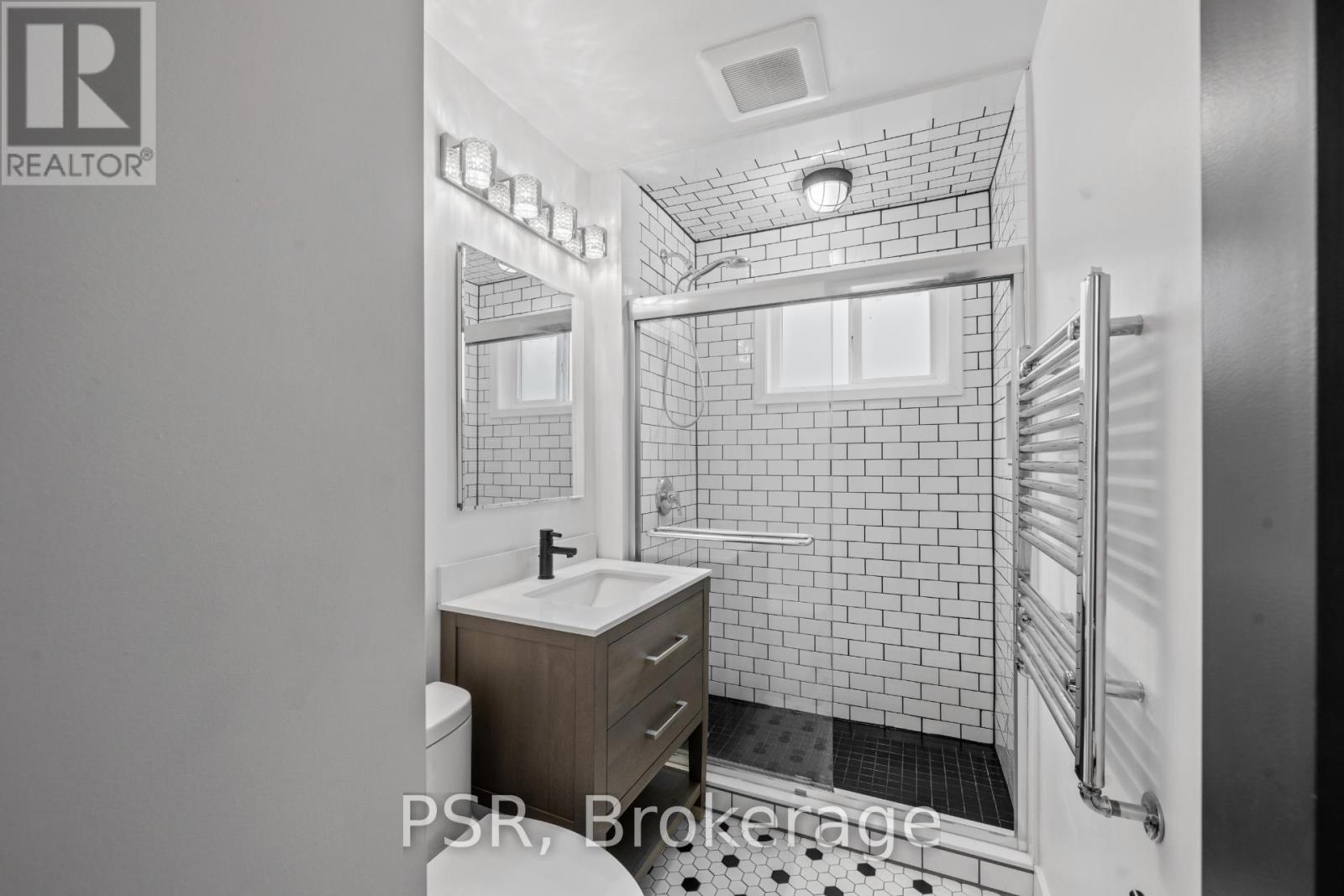 1656 Queen Street W, Toronto, Ontario  M6R 1B2 - Photo 22 - W12425002