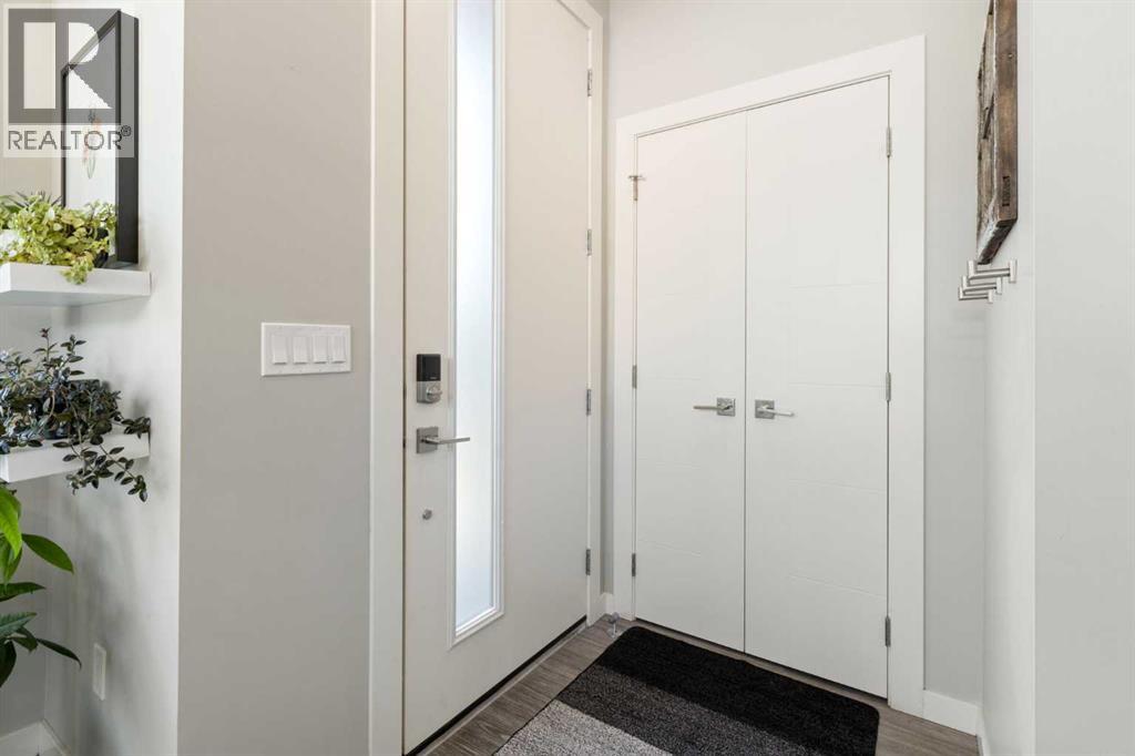 4613 72 Street Nw, Calgary, Alberta  T3B 2L3 - Photo 3 - A2253727