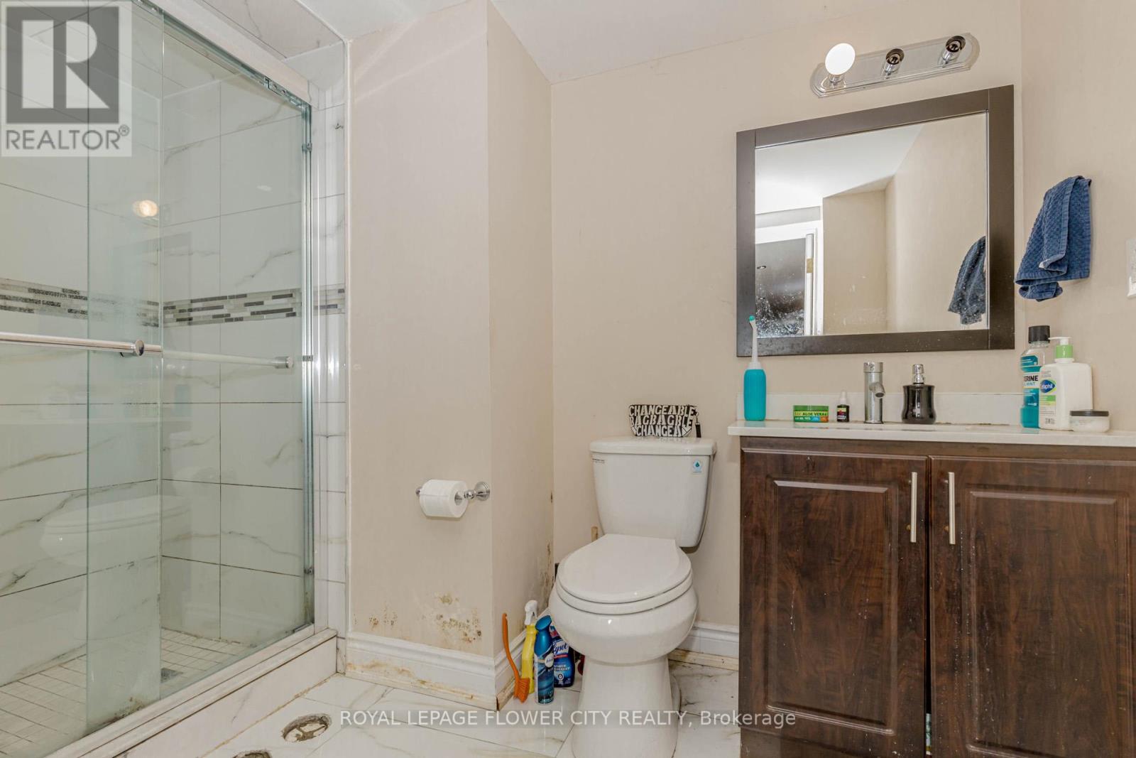 12 Fieldview Drive, Brampton, Ontario  L6P 2X7 - Photo 35 - W12436583