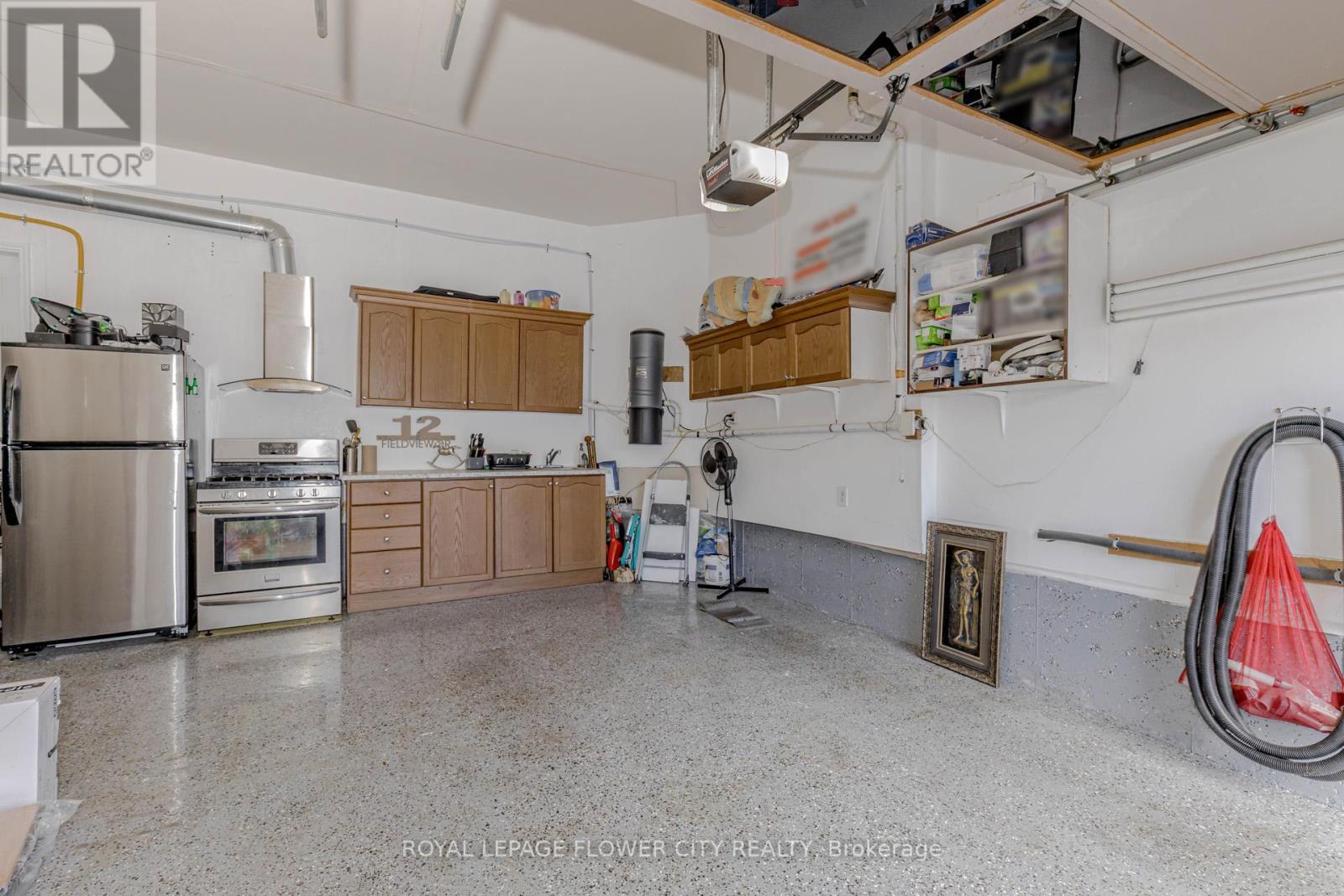 12 Fieldview Drive, Brampton, Ontario  L6P 2X7 - Photo 43 - W12436583