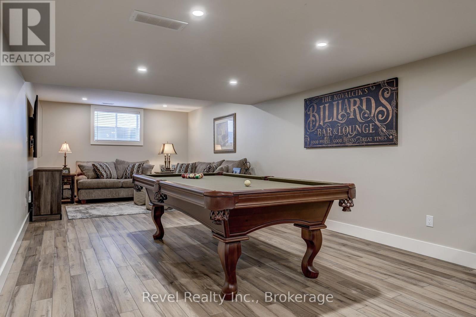 258 Ironwood Way, Georgian Bluffs, Ontario  N0H 1S0 - Photo 22 - X12369359