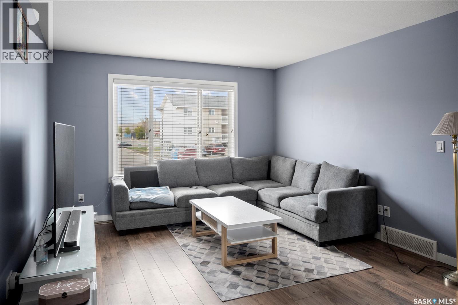 35 5004 James Hill Road, Regina, Saskatchewan  S4W 0B8 - Photo 8 - SK020081