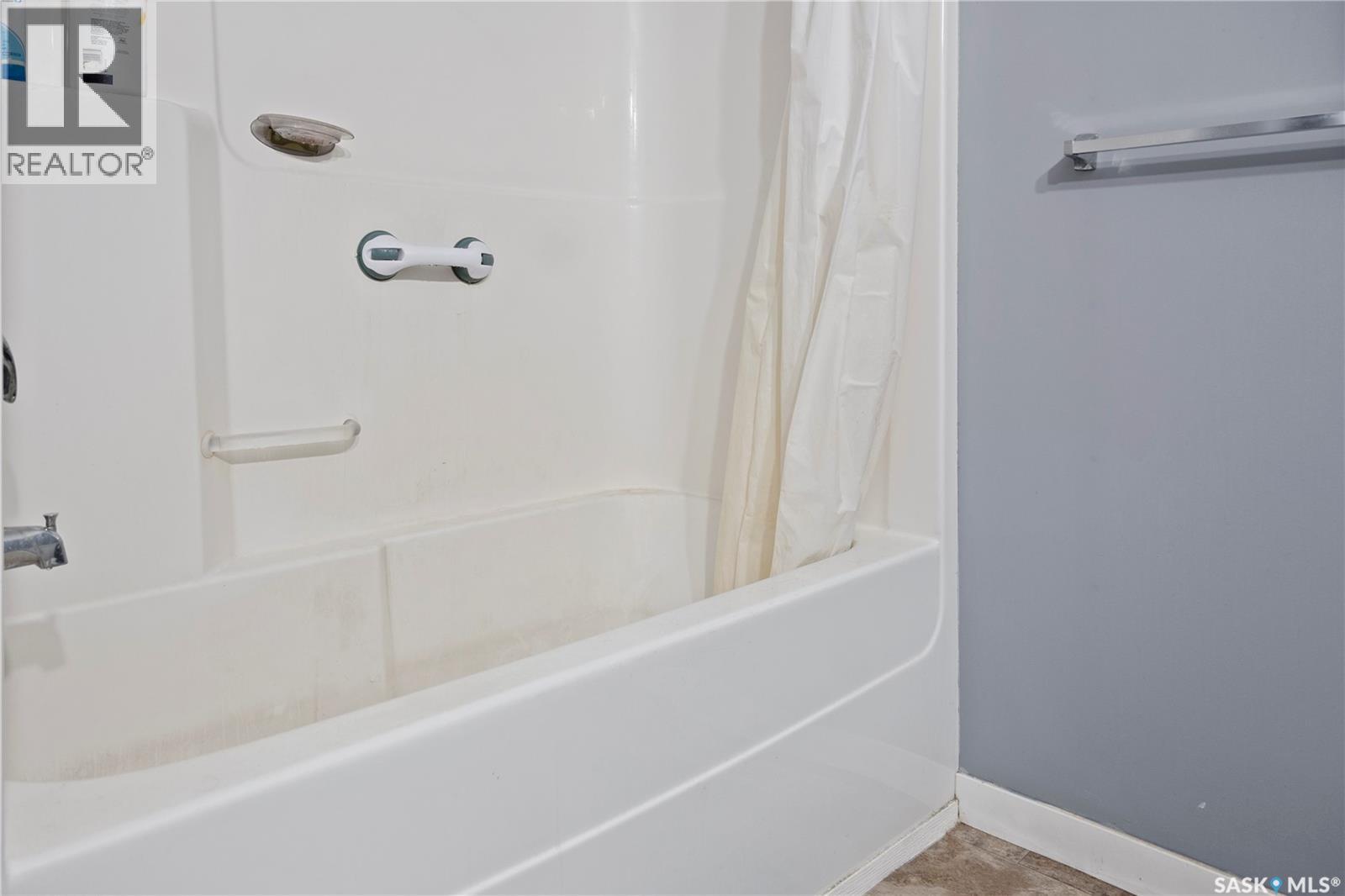 35 5004 James Hill Road, Regina, Saskatchewan  S4W 0B8 - Photo 20 - SK020081