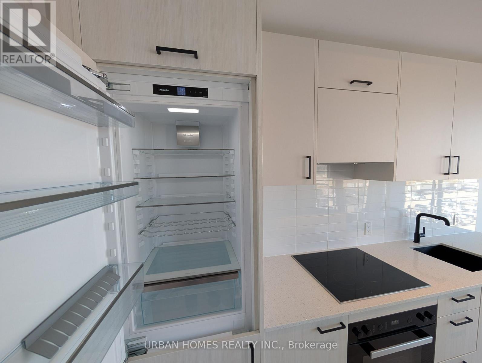 419 - 1 Kyle Lowry Road, Toronto, Ontario  M3C 0S6 - Photo 4 - C12445656