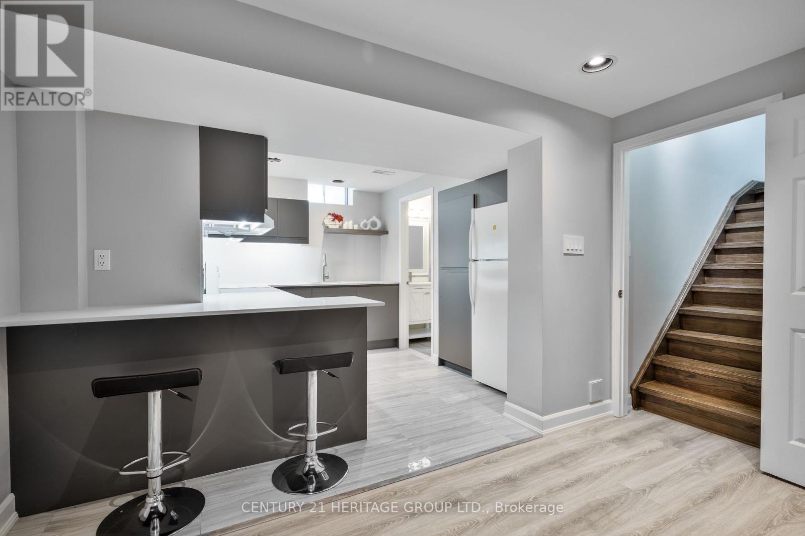 20 Fox Run Lane, Bradford West Gwillimbury (Bradford), Ontario  L3Z 2Z3 - Photo 21 - N12445663