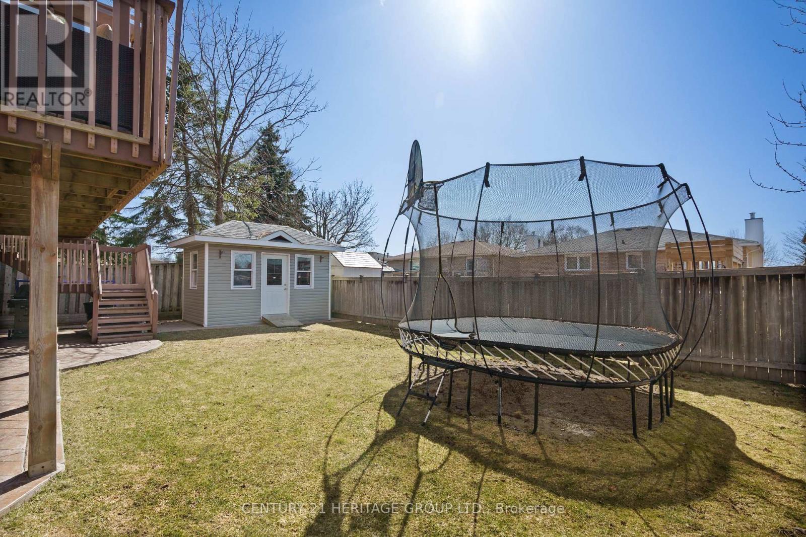 20 Fox Run Lane, Bradford West Gwillimbury (Bradford), Ontario  L3Z 2Z3 - Photo 30 - N12445663
