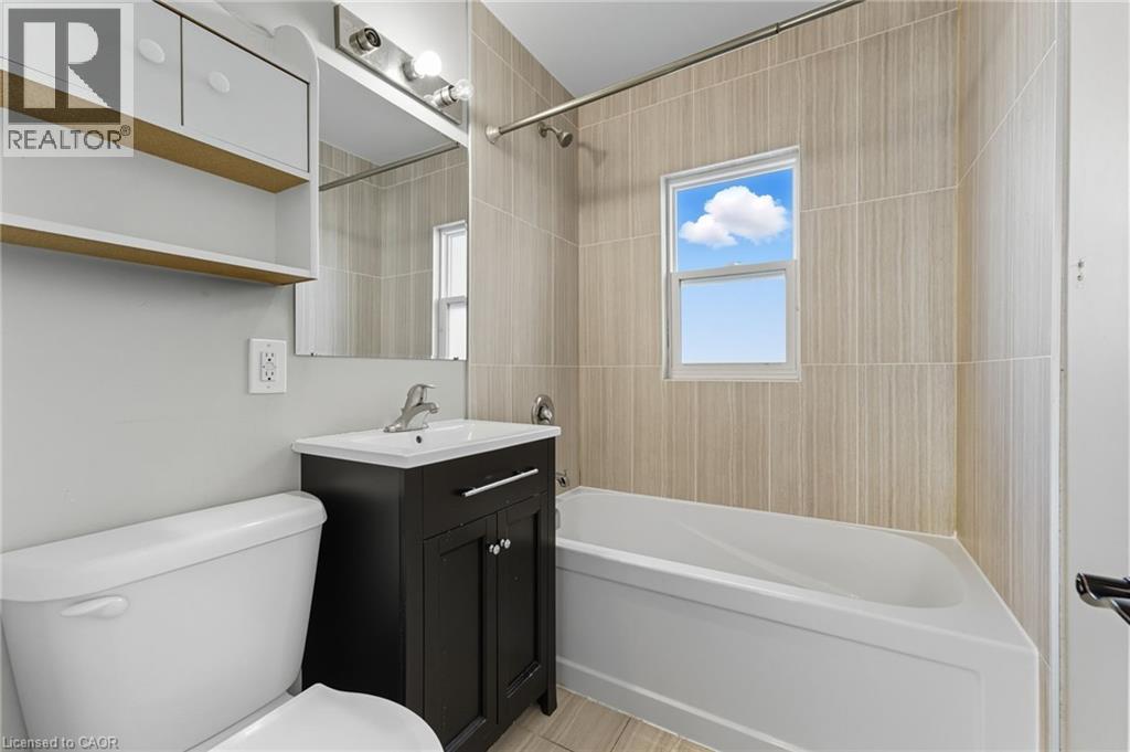 275 Sydney Avenue S Unit# 2, Waterloo, Ontario  N2G 3V8 - Photo 10 - 40776379