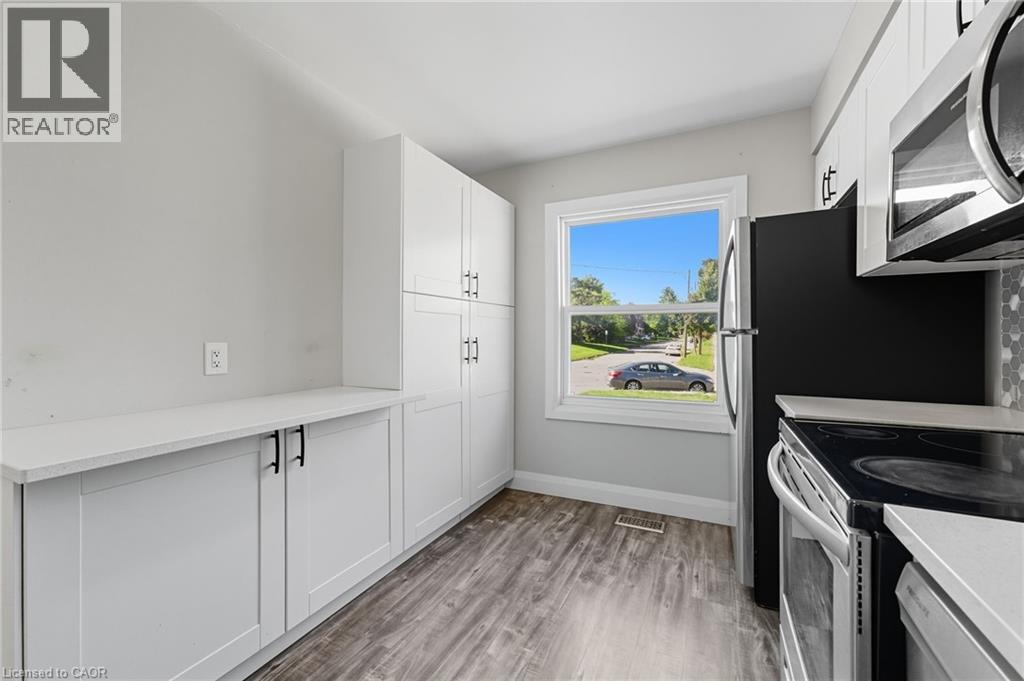 275 Sydney Avenue S Unit# 2, Waterloo, Ontario  N2G 3V8 - Photo 5 - 40776379