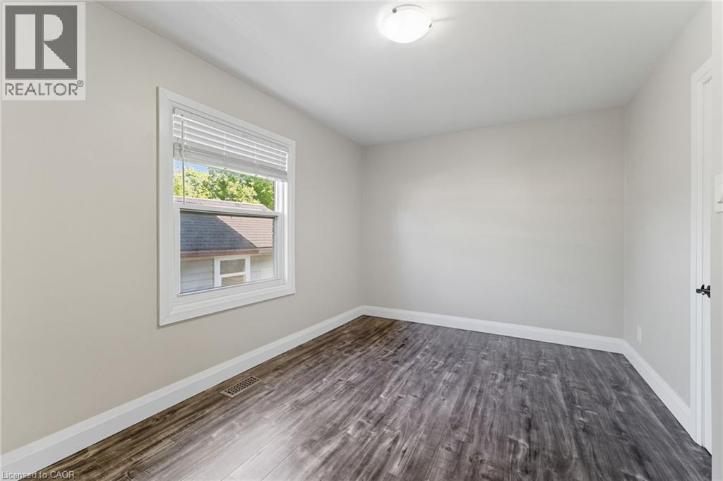 275 Sydney Avenue S Unit# 2, Waterloo, Ontario  N2G 3V8 - Photo 7 - 40776379