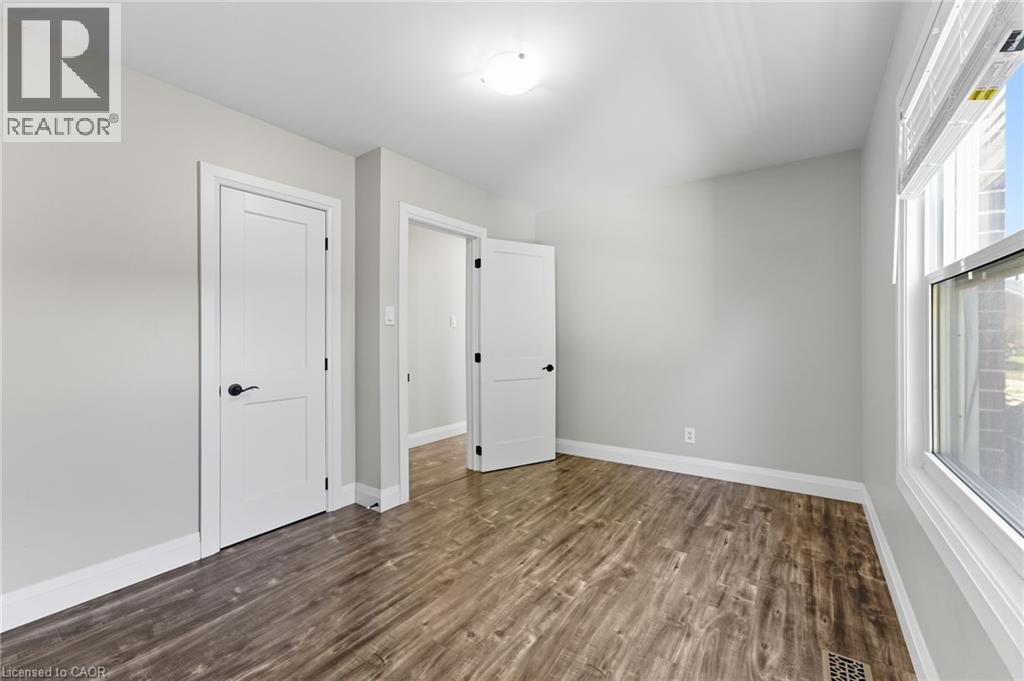 275 Sydney Avenue S Unit# 2, Waterloo, Ontario  N2G 3V8 - Photo 8 - 40776379