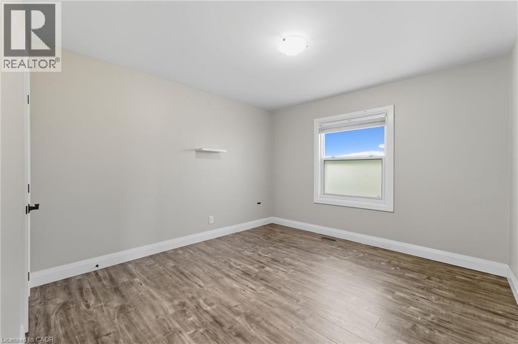 275 Sydney Avenue S Unit# 2, Waterloo, Ontario  N2G 3V8 - Photo 9 - 40776379