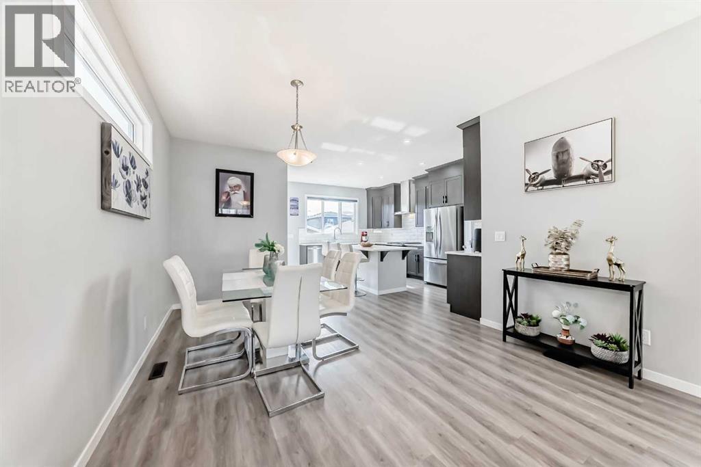 868 West Lakeview Drive, Chestermere, Alberta  T1X 1Z5 - Photo 10 - A2261148
