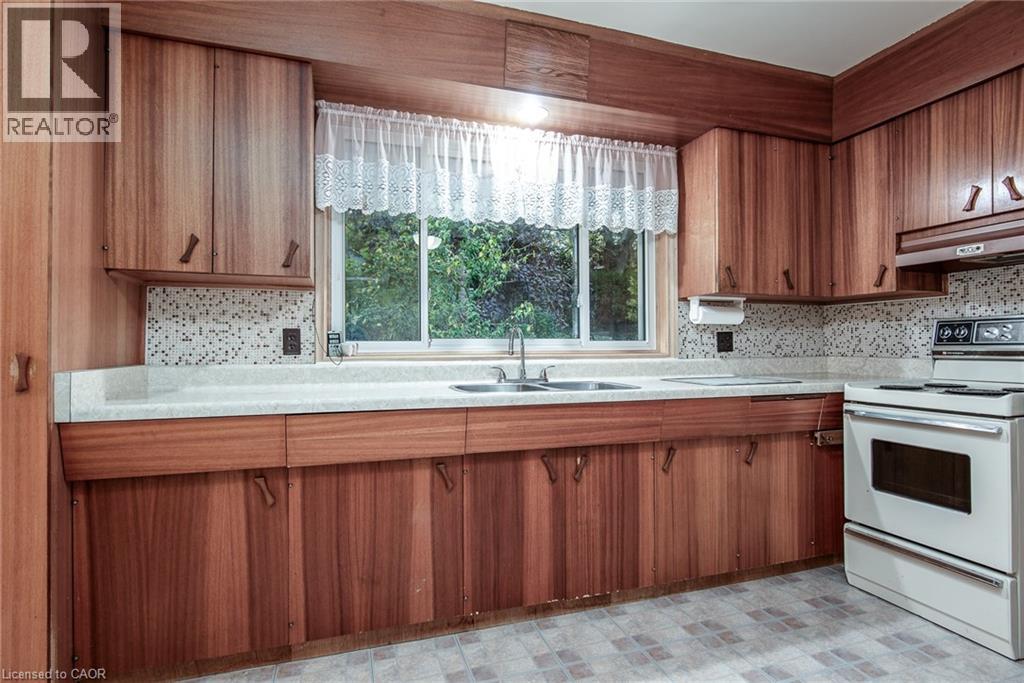 444 Greenbrook Drive, Kitchener, Ontario  N2M 4K4 - Photo 16 - 40772605