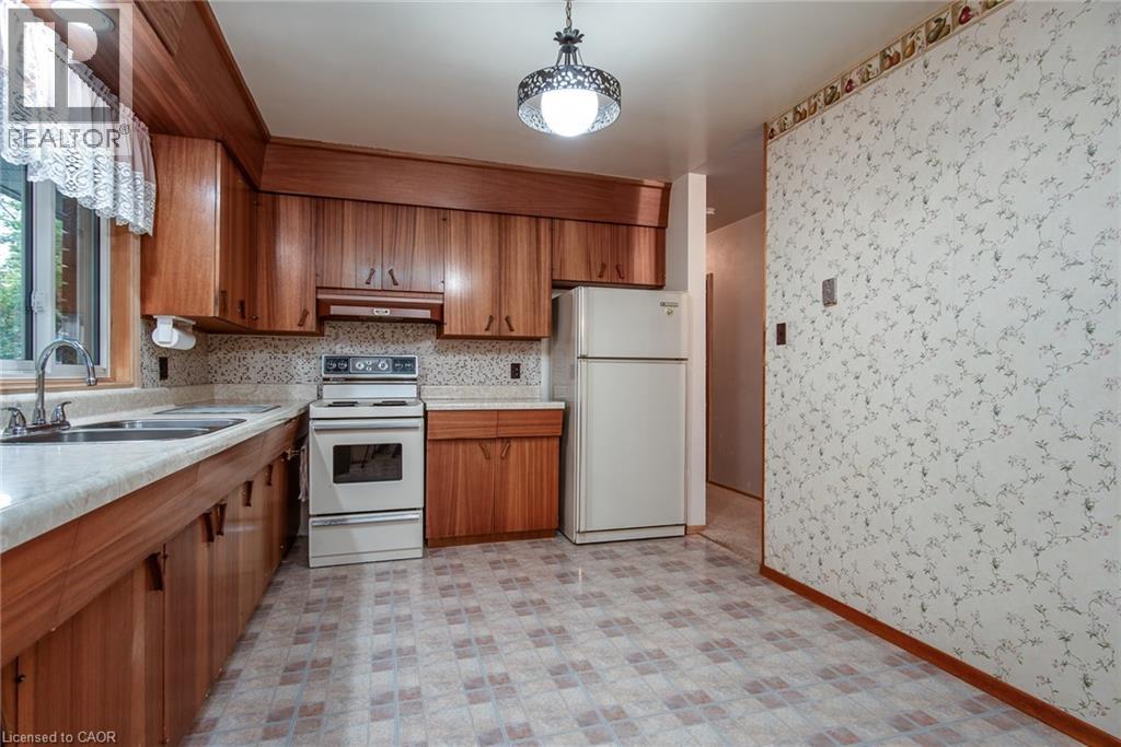 444 Greenbrook Drive, Kitchener, Ontario  N2M 4K4 - Photo 18 - 40772605
