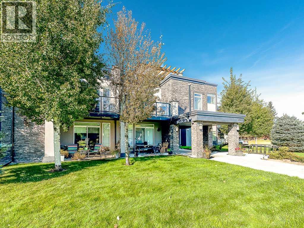 202, 15207 1 Street Se, Calgary, Alberta  T2X 2A2 - Photo 2 - A2259502