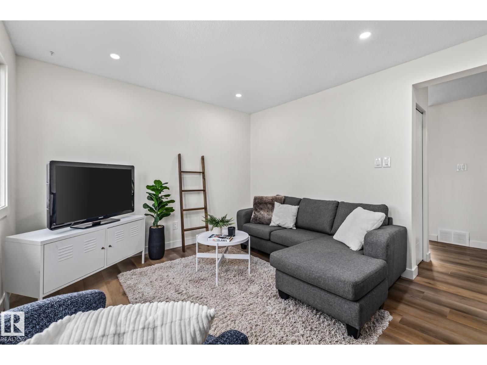 1159 Hooke Rd Nw, Edmonton, Alberta  T5A 4A5 - Photo 14 - E4460927