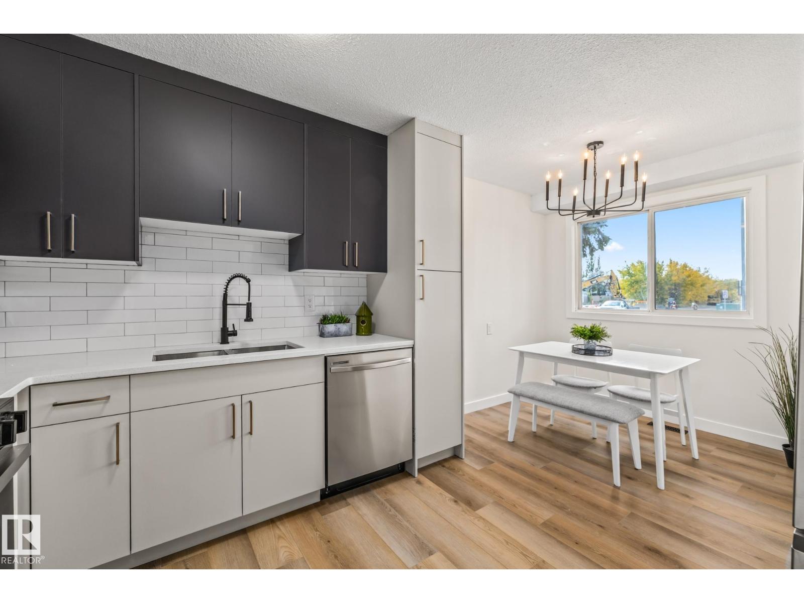 1159 Hooke Rd Nw, Edmonton, Alberta  T5A 4A5 - Photo 12 - E4460927