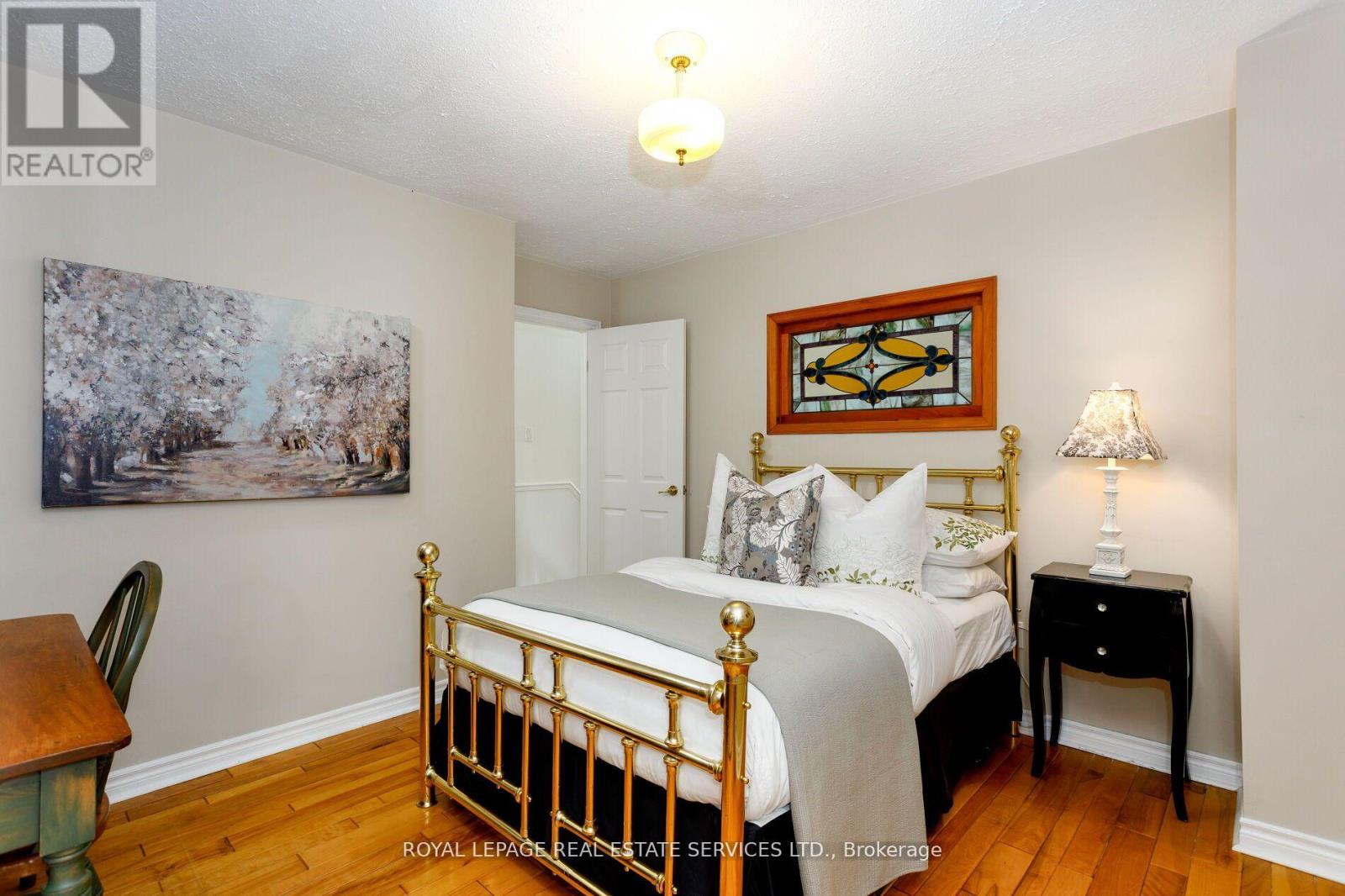 154 Humbercrest Boulevard, Toronto, Ontario  M6S 4L3 - Photo 30 - W12426607