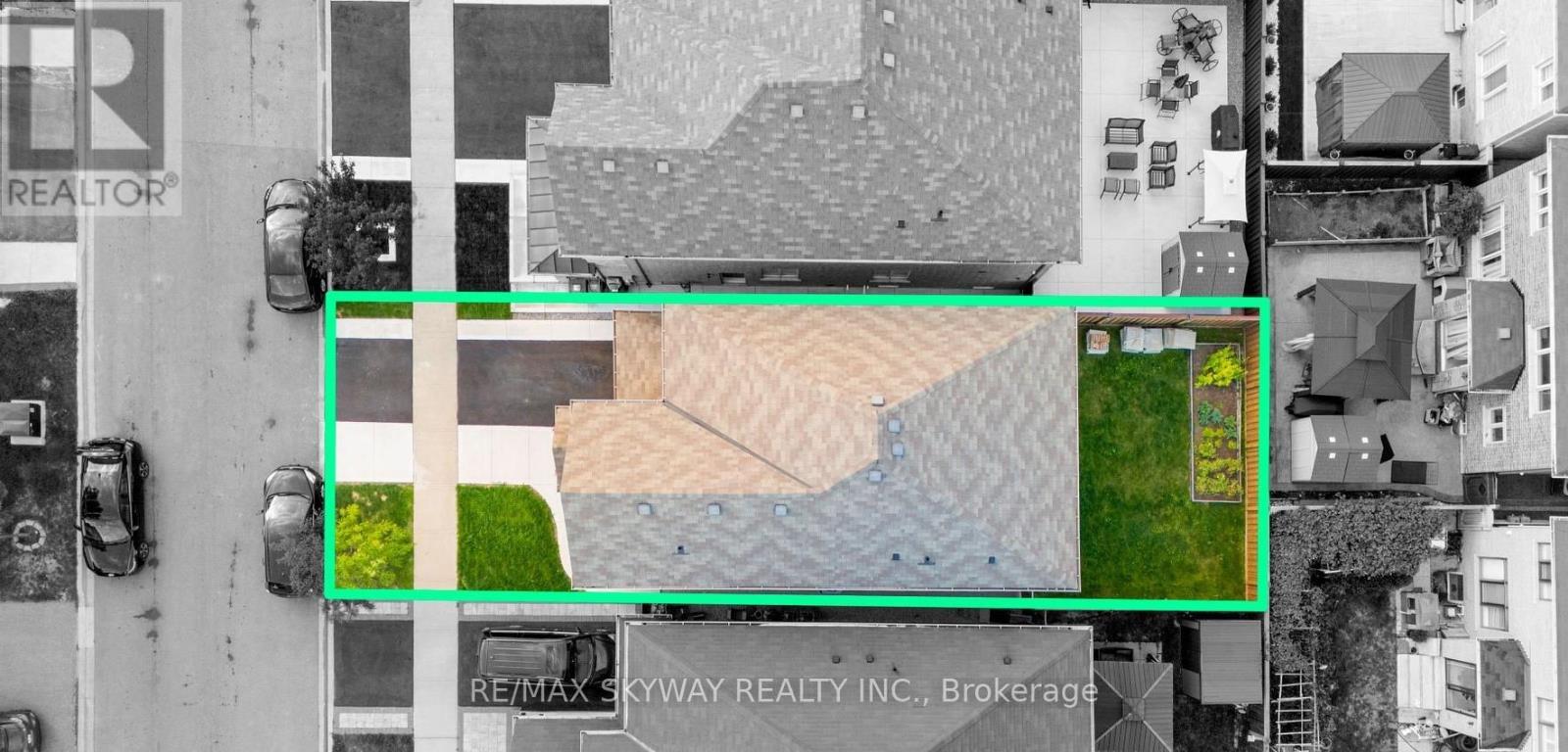 87 Villadowns Trail, Brampton, Ontario  L6R 3Y8 - Photo 4 - W12441408